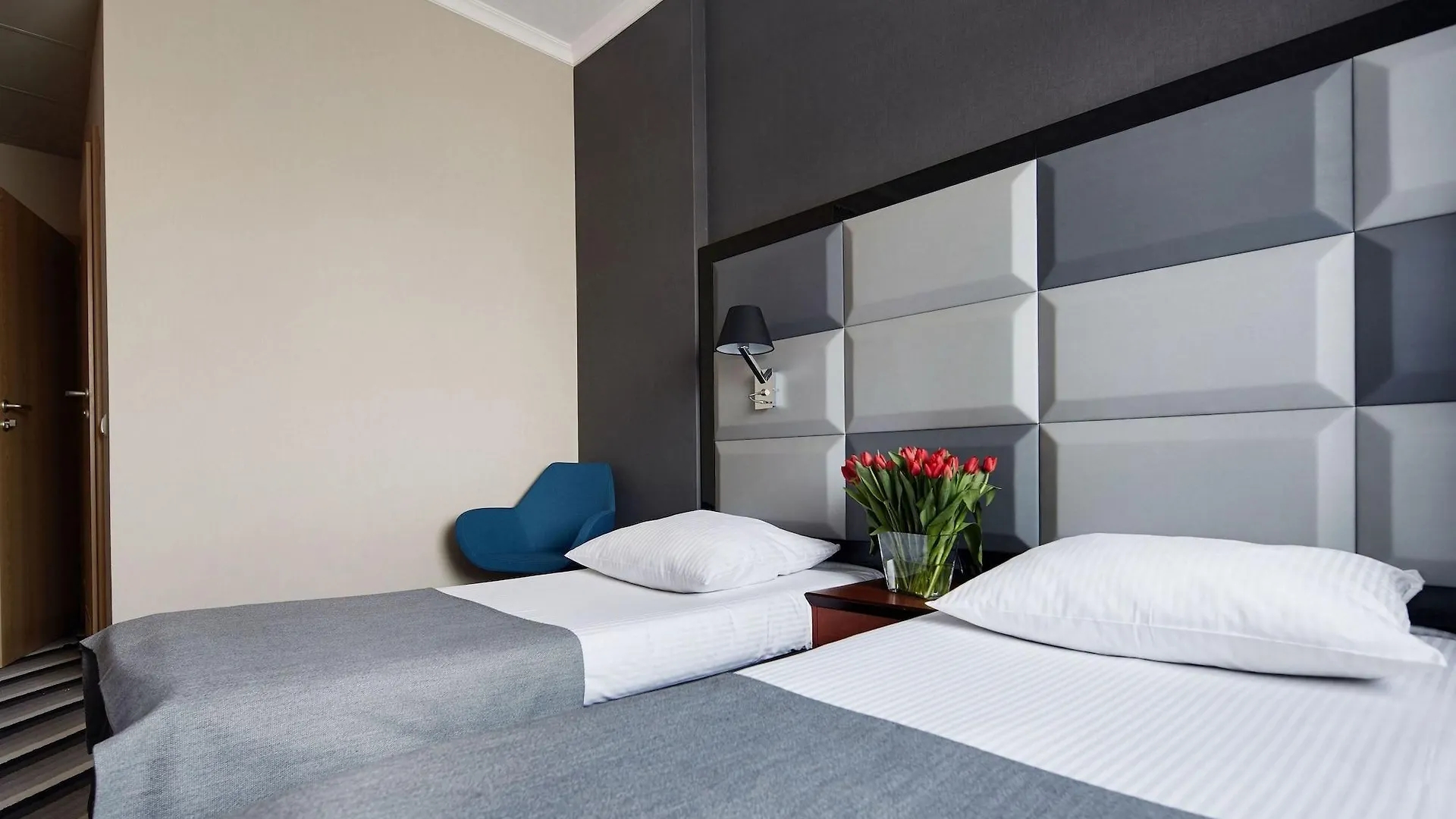 ****  Hotel Apis Краков Польша