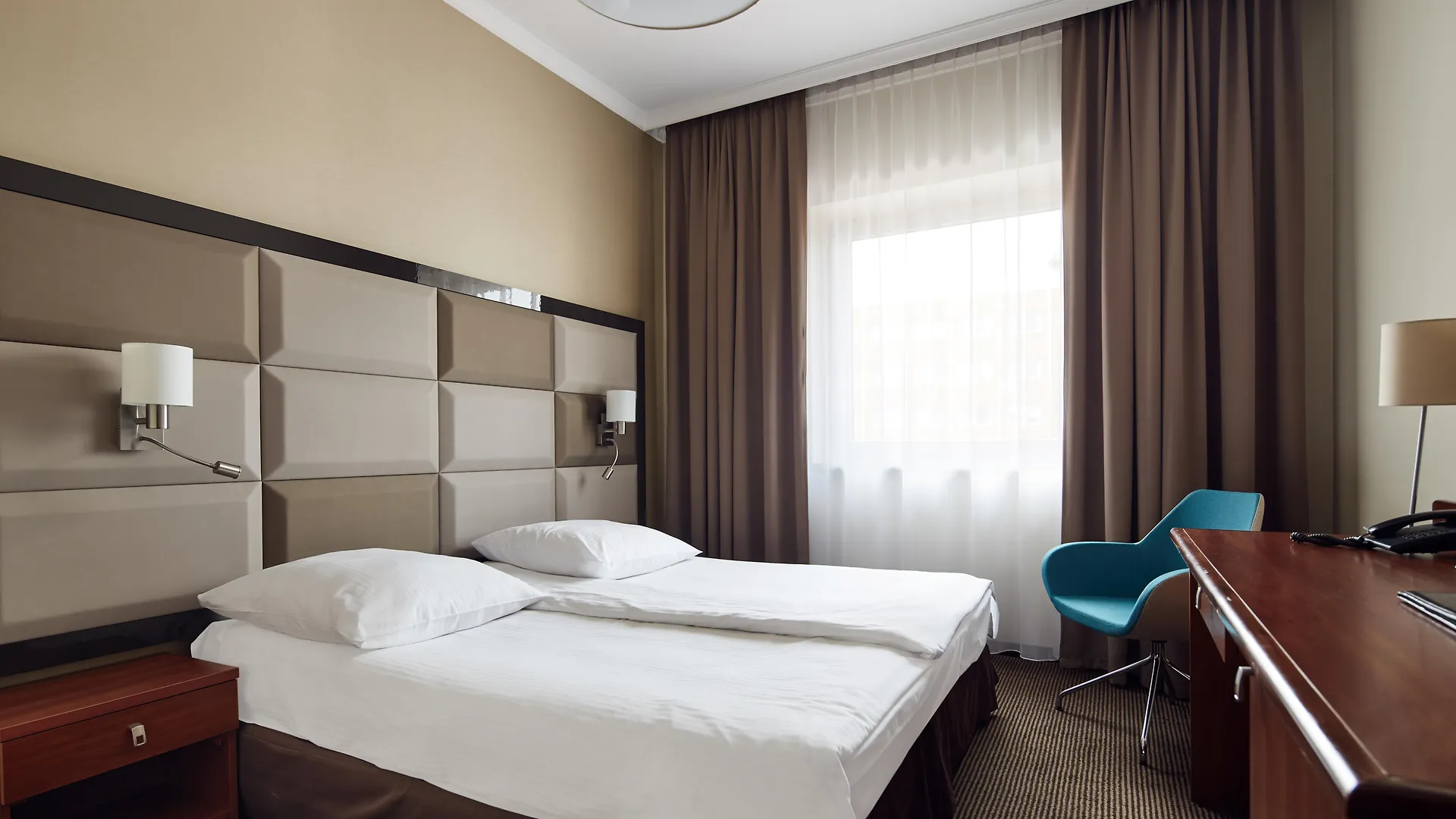 Hotel Apis Krakow