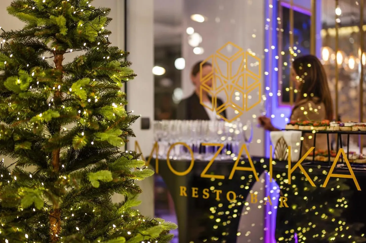 Hotel Apis Краков