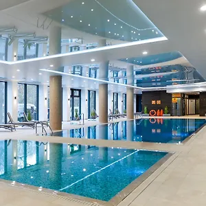 https://faro-apartamenty-nadmorskie-tarasy-spa-deluxe-przy.kolobrzeghotels.com